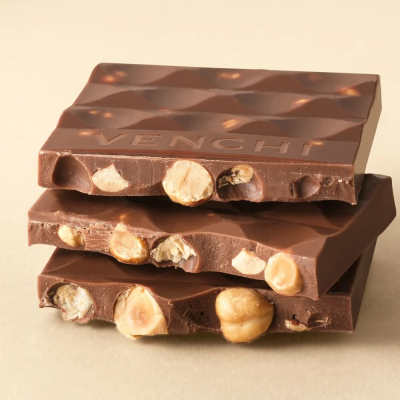 No Added Sugar Milk Chocolate Bar with Hazelnuts 2