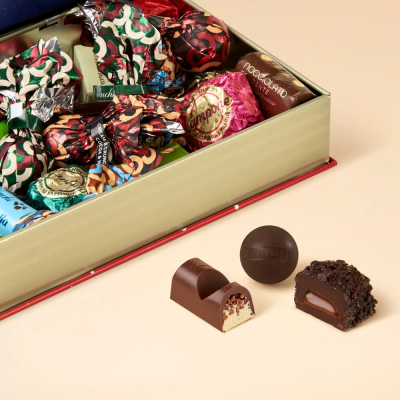Christmas Maxi Book 200g 2